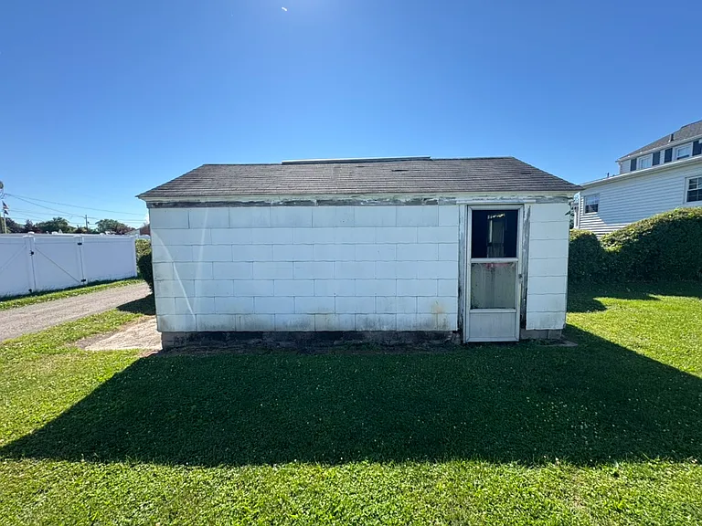 205 Martzville Rd — Photo 9