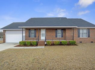 108 Amber Ln, Raeford, NC 28376