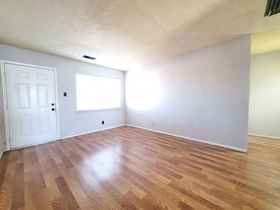 2nd image of 408 Princeton Dr SE APT 8