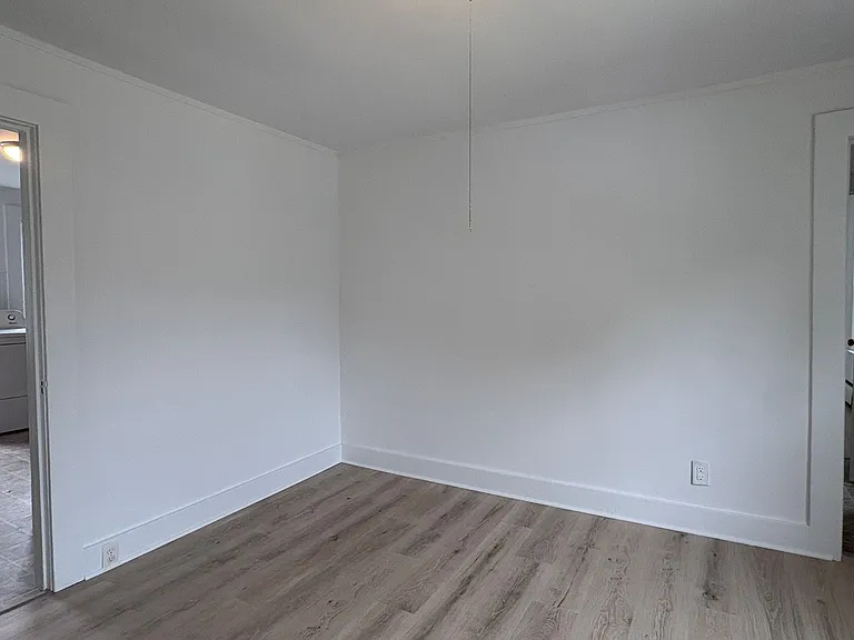 48 Gridley St - Blue Pod — Photo 15