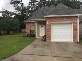 290 Emerald Oaks Dr, Covington, LA 70433