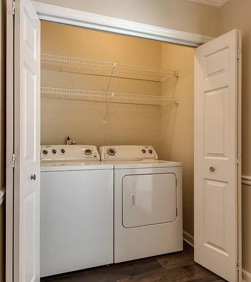 1215 Carriage Park Dr — Photo 16