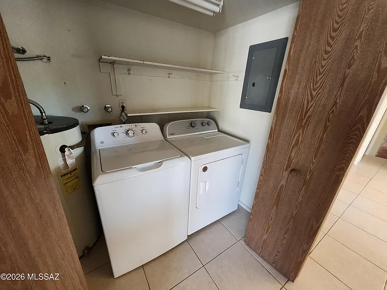4841 N Paseo Presidio — Photo 28