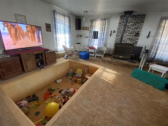 2nd image of 8500 S Lyman Rd