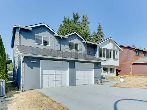 2802 NE 23rd Pl, Renton, WA 98056