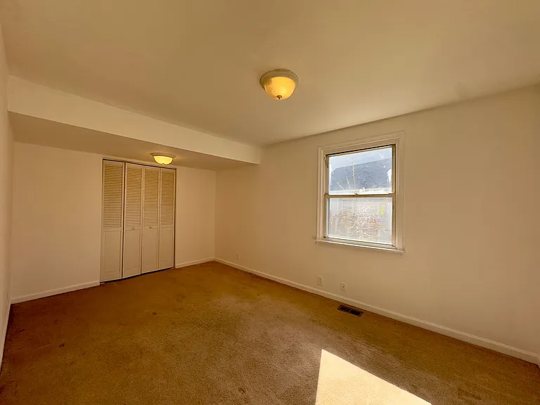 8252 Longpoint Rd — Photo 6