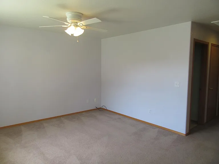 7688 N Heartland Dr — Photo 8