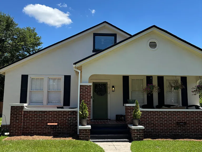 1512 Johns Rd — Photo 1
