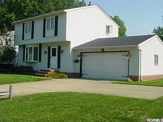 1st image of 28420 Lake Shore Blvd