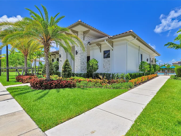 11854 SW 246th Ln — Photo 31