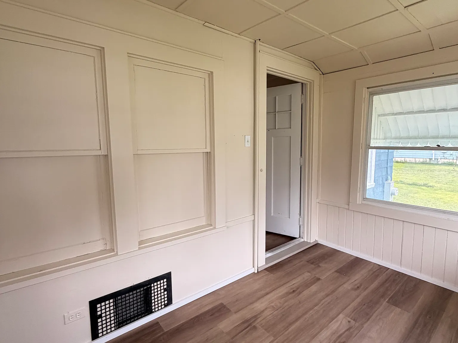 3 bed, 1150 sqft, $1,550 — Photo 3