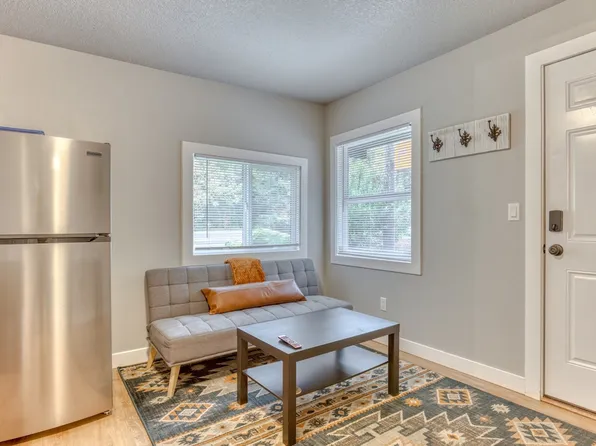 65500 E Oregon St, Welches, OR