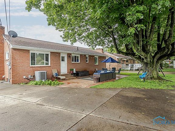 4th image of 308 Lorraine Pl