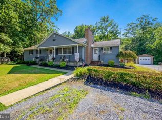 85 Cedar Ln, Elmer, NJ 08318
