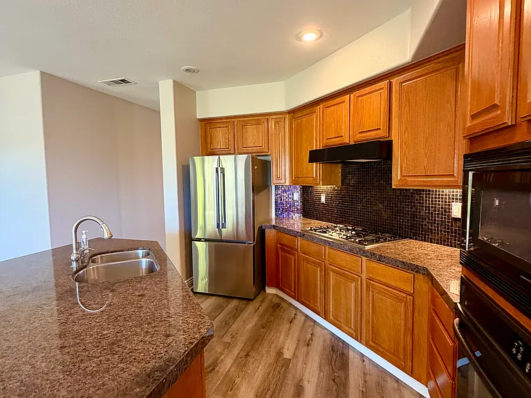 31216 Firestone St — Photo 11