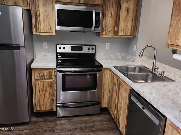 2nd image of 1710 University Ln APT 408