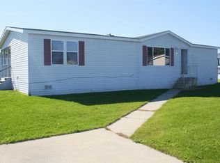 477 Buckthorn Ct, Flint, MI 48506