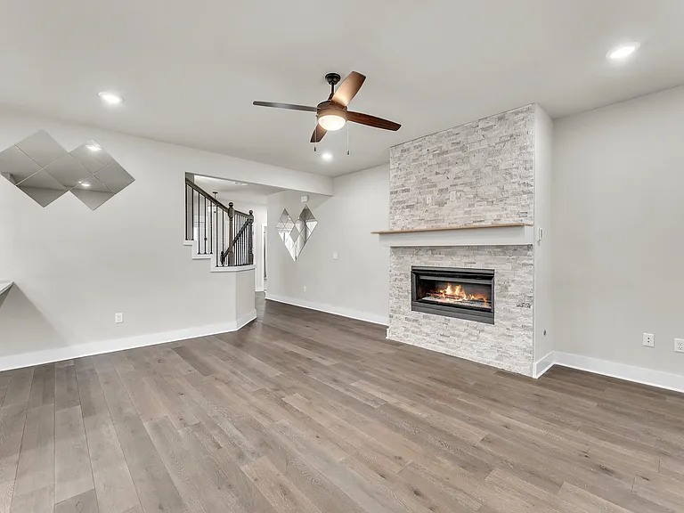 4202 Plumley Ave — Photo 8