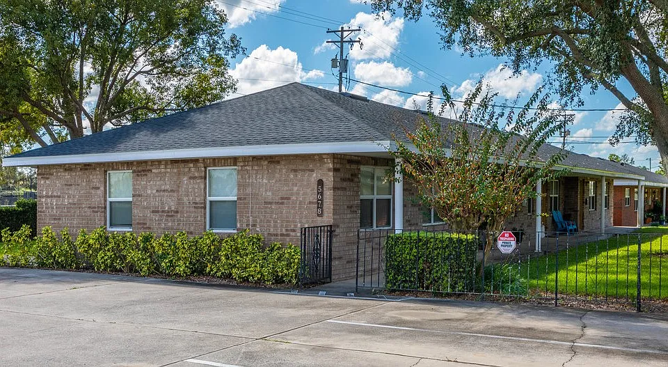 109 Stadium Rd #5