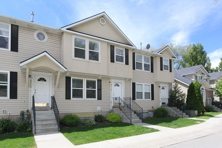 1st image of 876 E Forest Ct