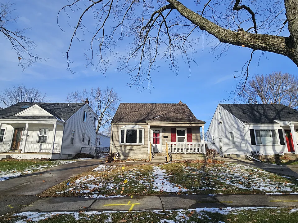 152 Highland Ave #A