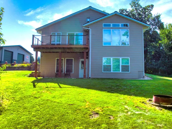 11215 Midway Ct, De Soto, WI 54624