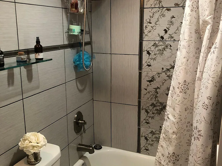 101 N Carolina Ave SE #106 — Photo 18