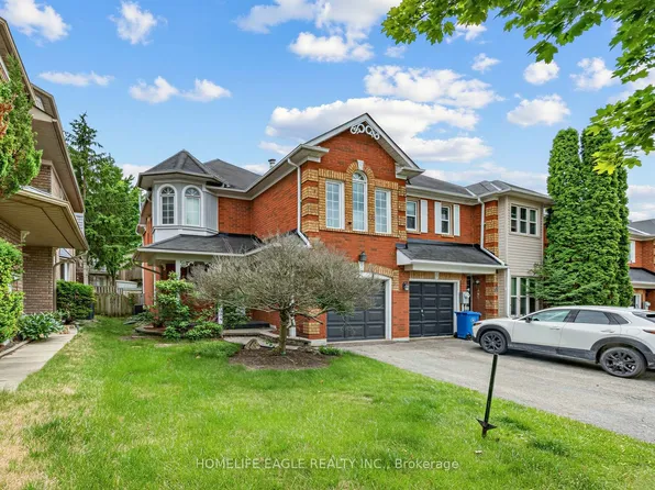 101 Downey Cir, Aurora, ON L4G 7E8