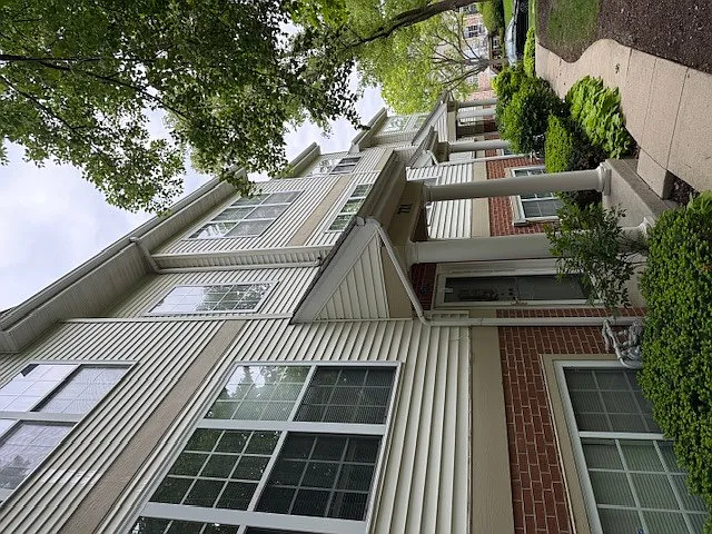 721 Pheasant Trl — Photo 6