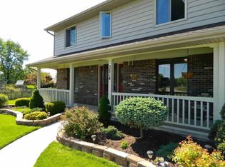 2214 Hunters Cv, Fort Wayne, IN 46804