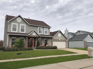 1123 Sunny Ridge Dr, O'Fallon, MO 63366