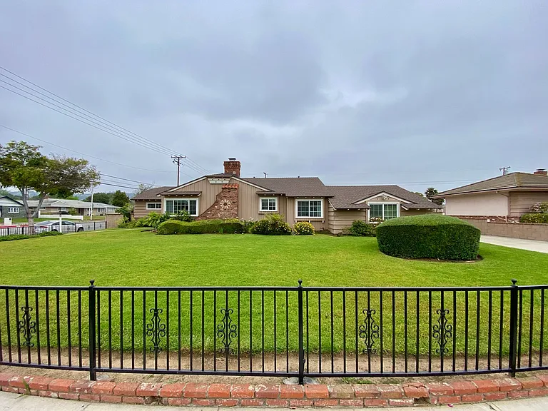 2950 E Mesa Dr — Photo 29