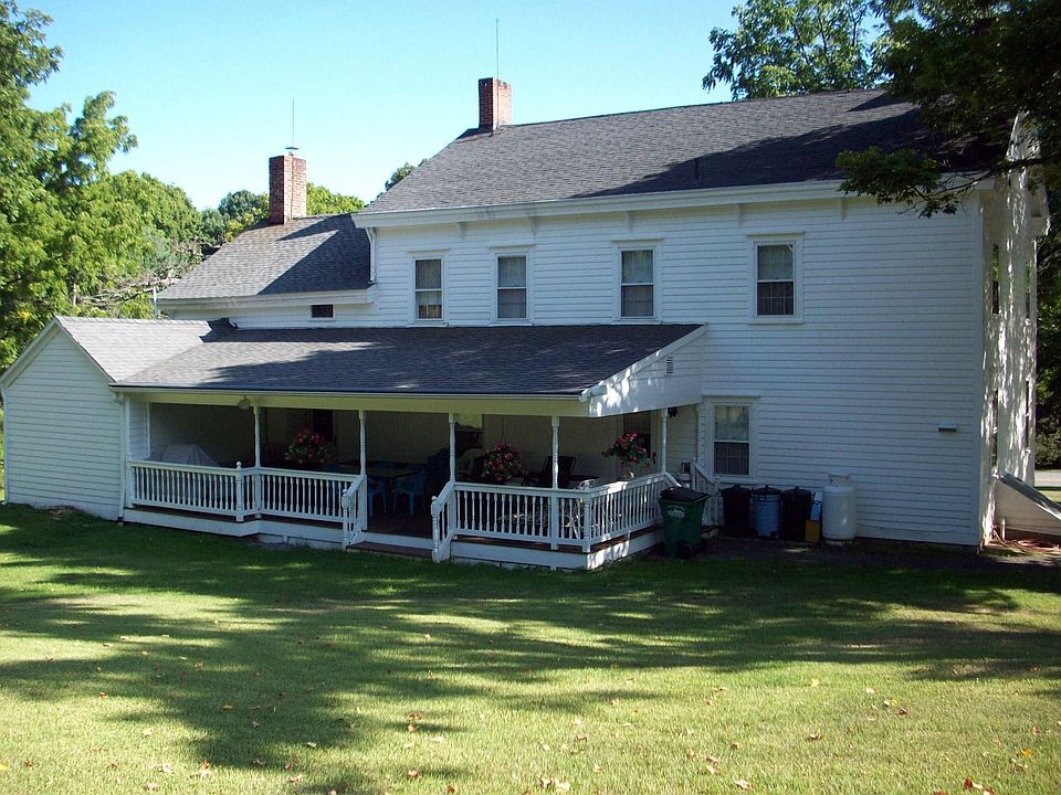 2nd image of 129 Todd Hill Rd