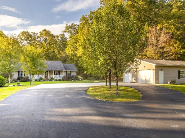 7434 State Route 78, Glouster, OH 45732