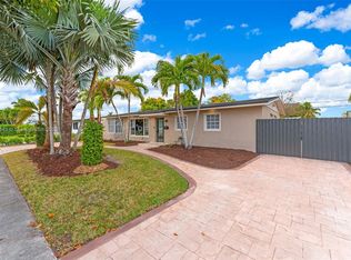 11091 SW 64th St, Miami, FL 33173