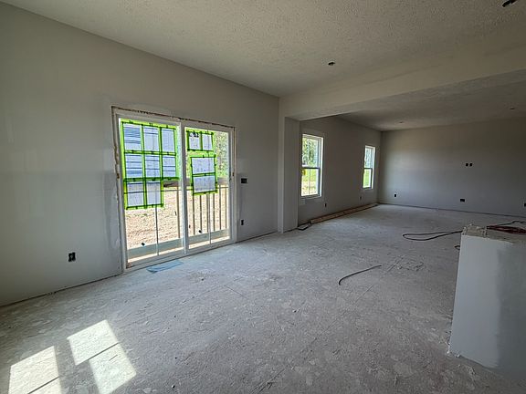 Ballenger w Finished Basement