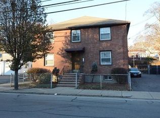 97 Copeland St APT 3, Quincy, MA 02169