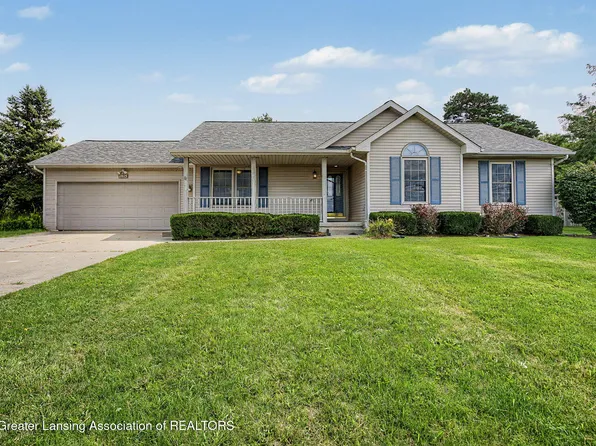 1815 S Canal Rd, Lansing, MI 48917