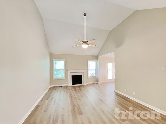 2nd image of 1379 Scrub Oak Dr