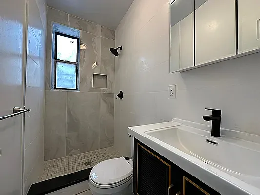 502 West 170th Street — Photo 4