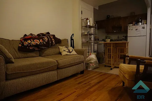 Rented by EXR | media 14