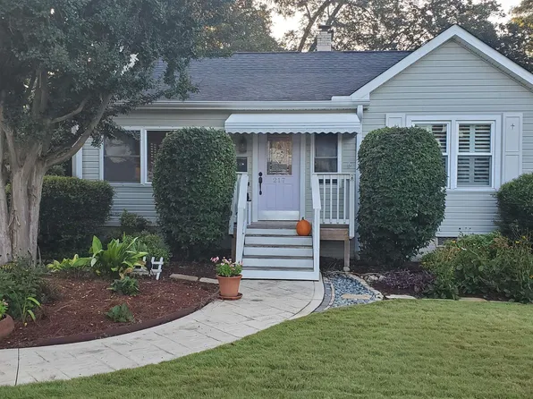 217 Vintage Ave, Greenville, SC 29607