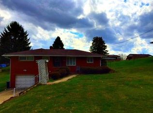 13 Marie Dr, Charleroi, PA