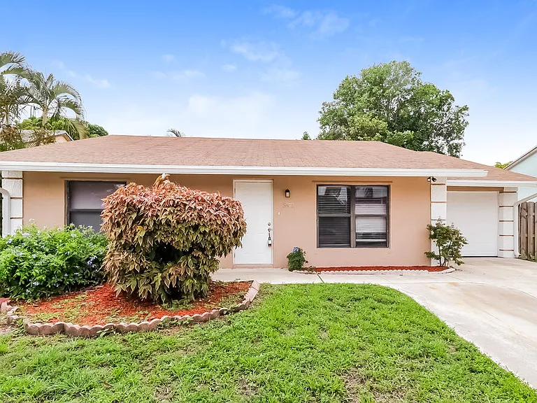 5872 Corson Pl — Photo 3