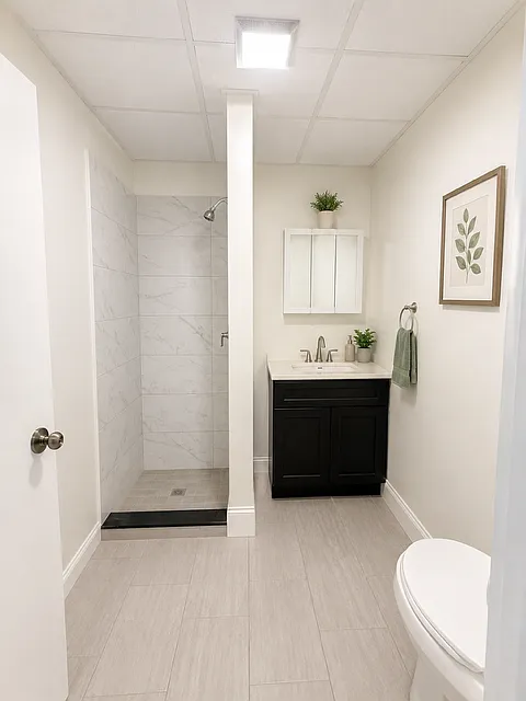 2 bed, 1.0 bath, 1000 sqft, $2,400 — Photo 1