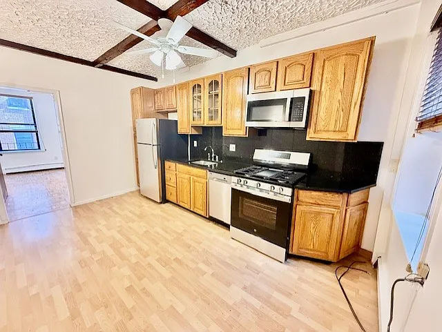 Building Photo - 184 Salem St #2