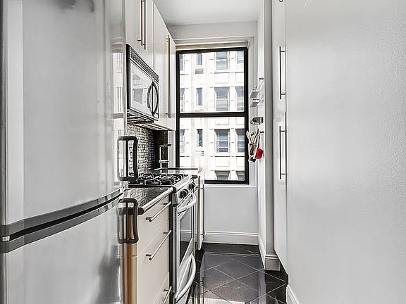 5th image of 599 W End Ave #7BC