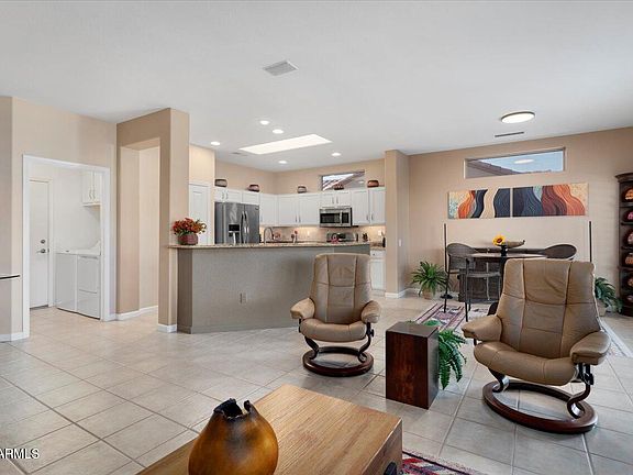 5th image of 16200 W HEARTHSTONE Drive
