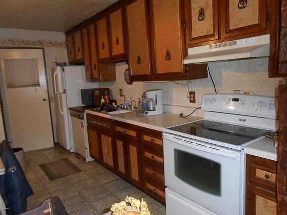 4th image of 71176 Lagoon Ave