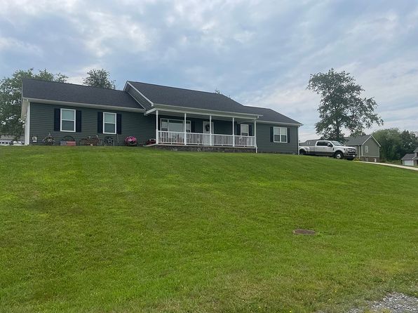 105 Spencer Ln